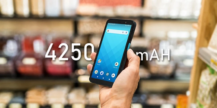 交換可能な4,250mAhバッテリ