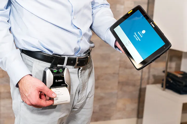 片手で扱える操作性