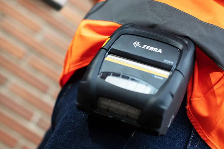 耐久外装と2年保証